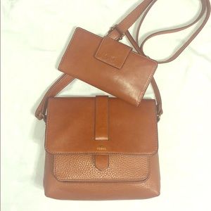 Fossil Kinley Leather Crossbody Bag and Wallet